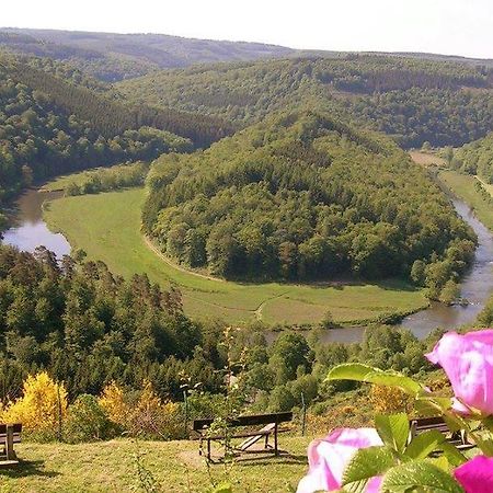 Gite De La Lavandiere A Ucimont Экстерьер фото